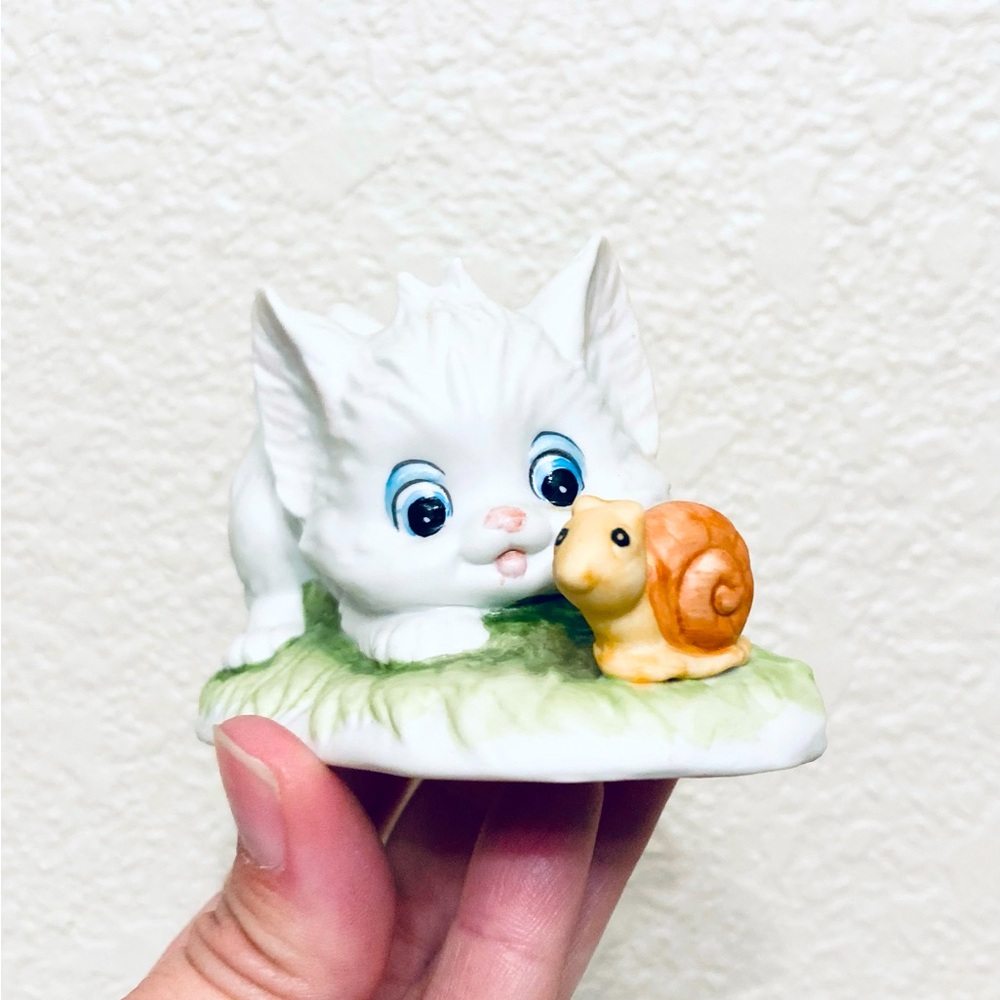 Vintage Lefton China 01315 White Kitten & Snail Hand Painted Figurine Bisque